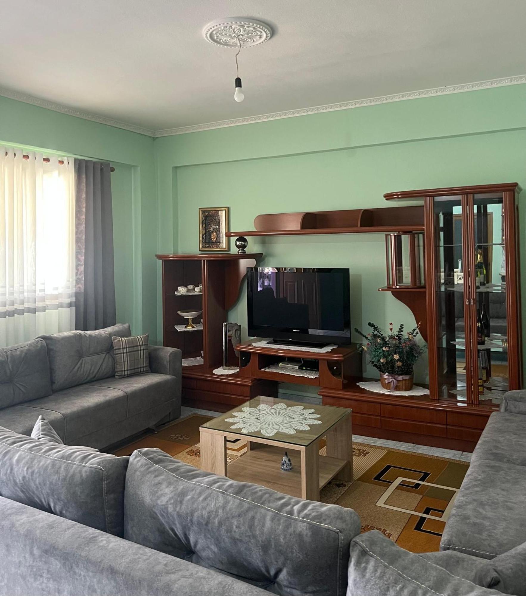 Nest Garden House * Saranda